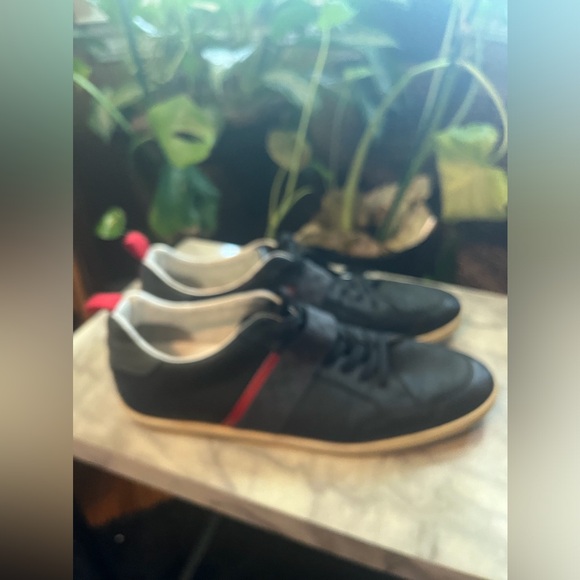 Louis Vuitton Mens Tennis Shoes size 10 1/2 - Picture 5 of 13